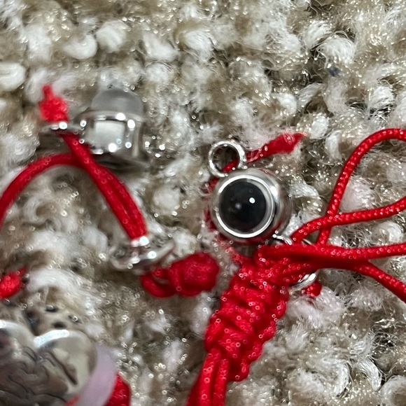 Friendship red string bracelets - Picture 5 of 8